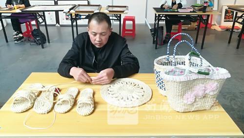 黑龙江省首届非物质文化遗产传统工艺大赛决赛举行