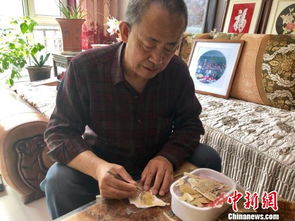 非遗传承人肖俊光 非物质文化遗产 麦秸画的传承人