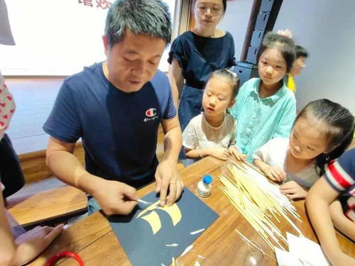 非遗进社区之麦秸画制作