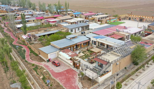 从农家“方寸地”到致富“聚宝盆”——脱贫地区庭院经济发展与麦秸画产业观察