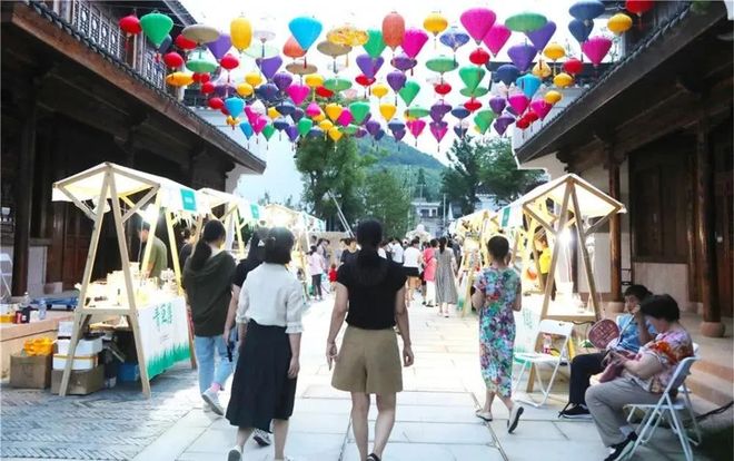 特色街区 I 旧巷焕新貌的青草巷文化街区开业在即